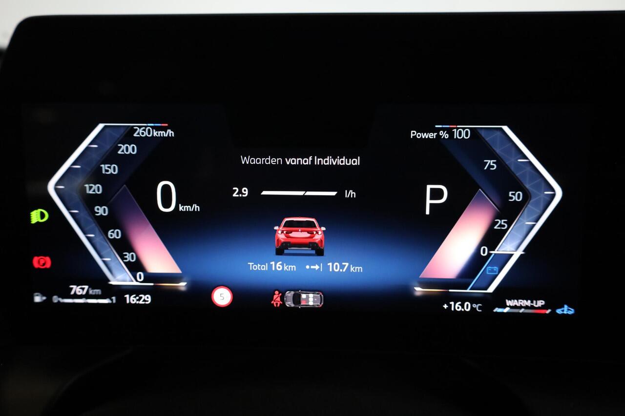 BMW 1-SERIE 120 | M Sportpakket Pro | Alcantara | Stoel & Stuurwielverwarming | Dodehoekdetectie | Comfort Access | Achteruitrijcamera | Adaptieve LED