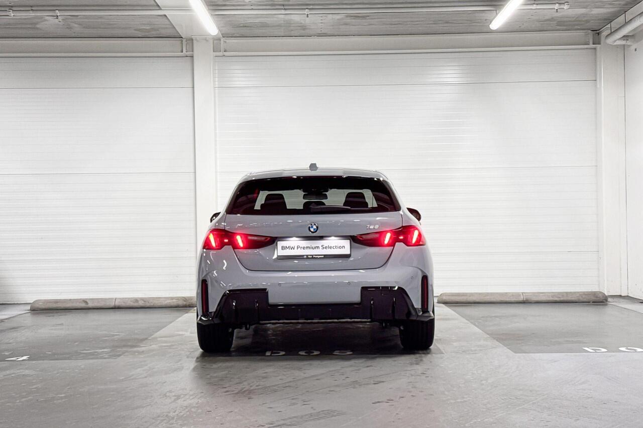 BMW 1-SERIE 120 | M-Sport Design | Driving Assistant | Parking Assistant | Stoelverwarming