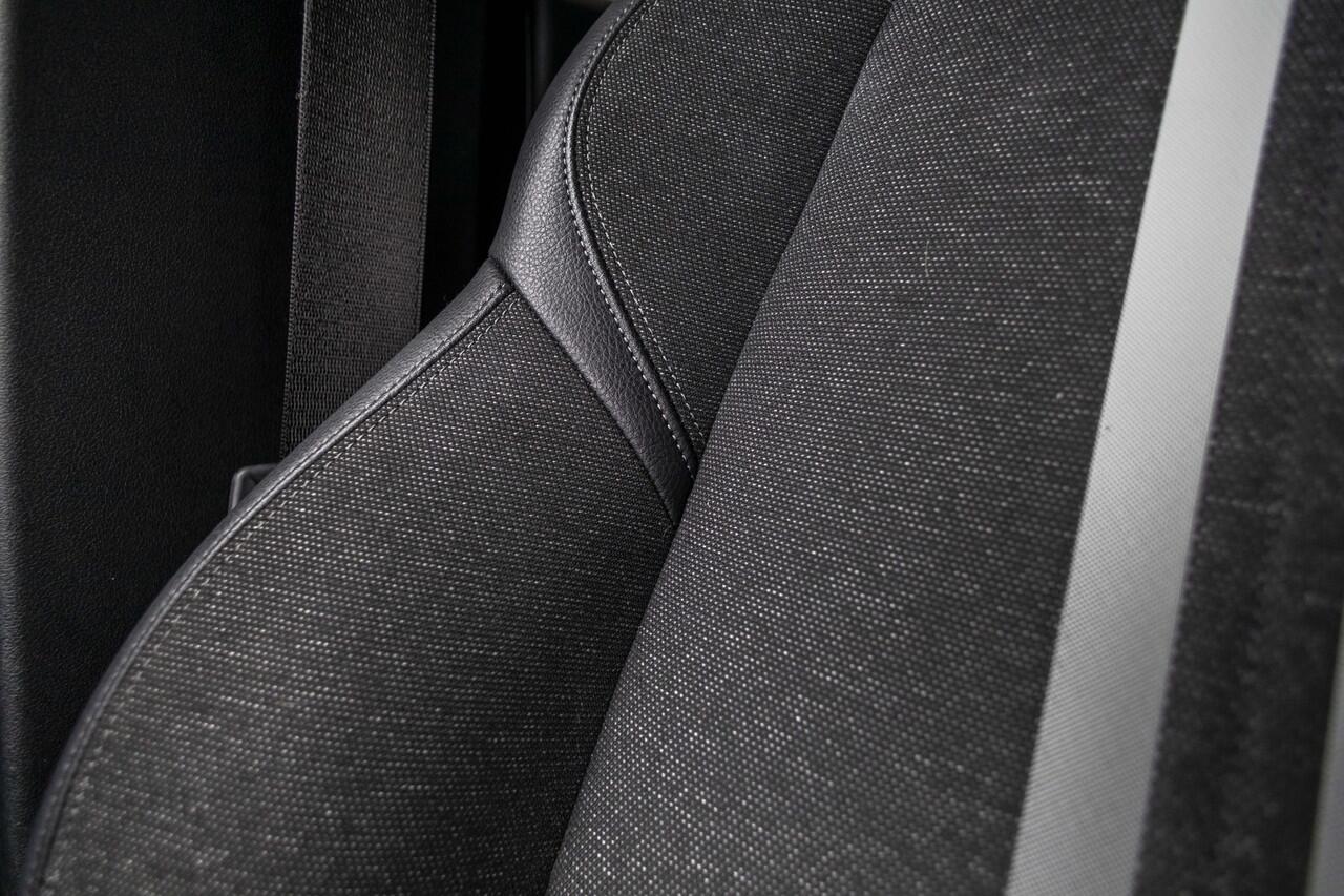 BMW 1-SERIE 118i Business Edition | LED | NL Auto | Carplay