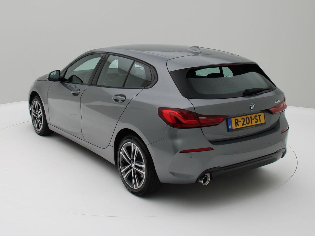 BMW 1-SERIE 116i Introduction Edition Aut. SPORTLINE / Origineel NL