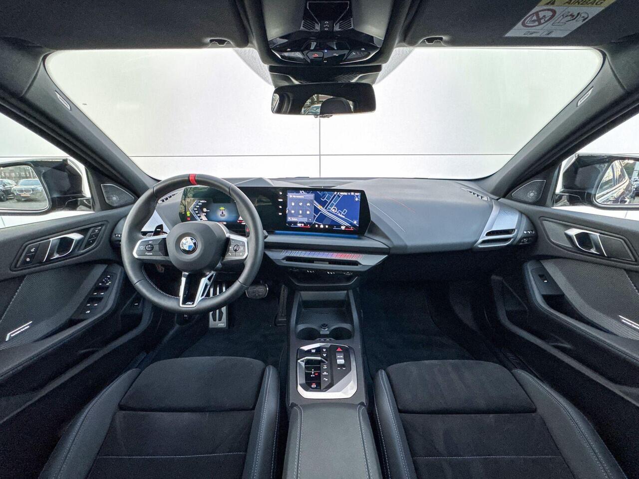 BMW 1-SERIE M135 xDrive M-Sport Innovation Pack | Selections | Panoramadak