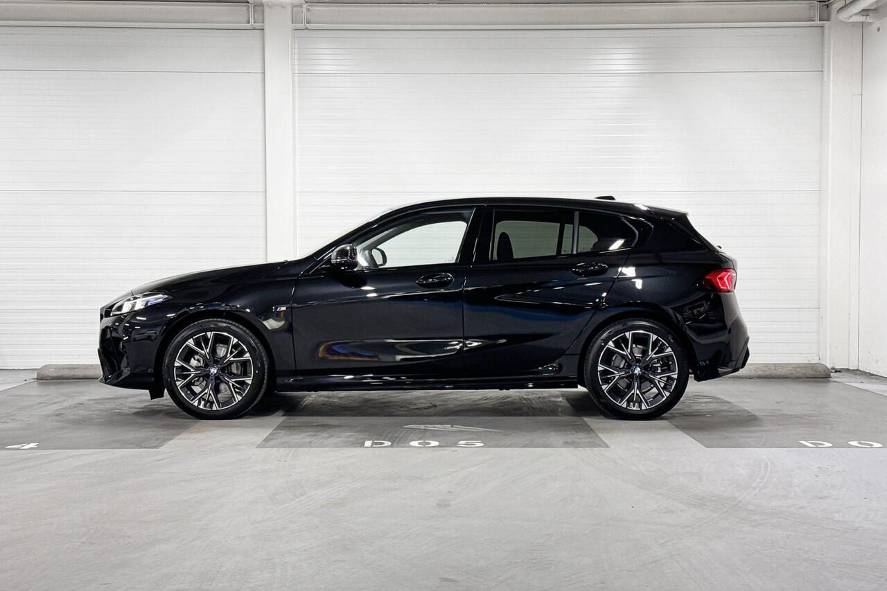 BMW 1-SERIE 120 | M-Sport Design | Premium Pack | Driving Assistant | Adaptive Led | Comfort Access | Selections
