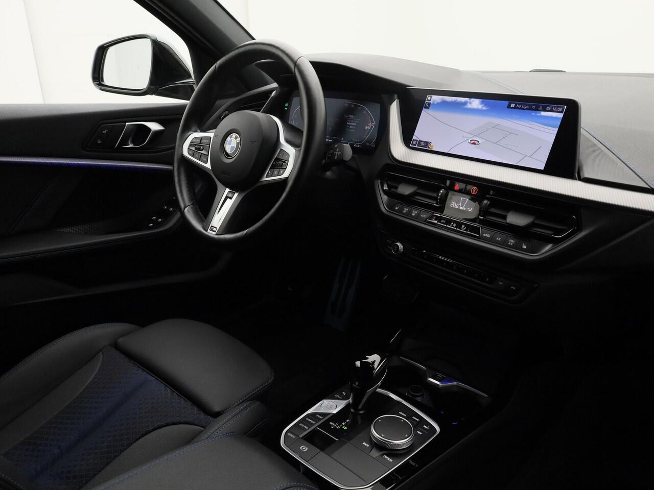 BMW 1-SERIE 118i M-Sport | CAMERA | KEYLESS | STOEL- EN STUURVERW.