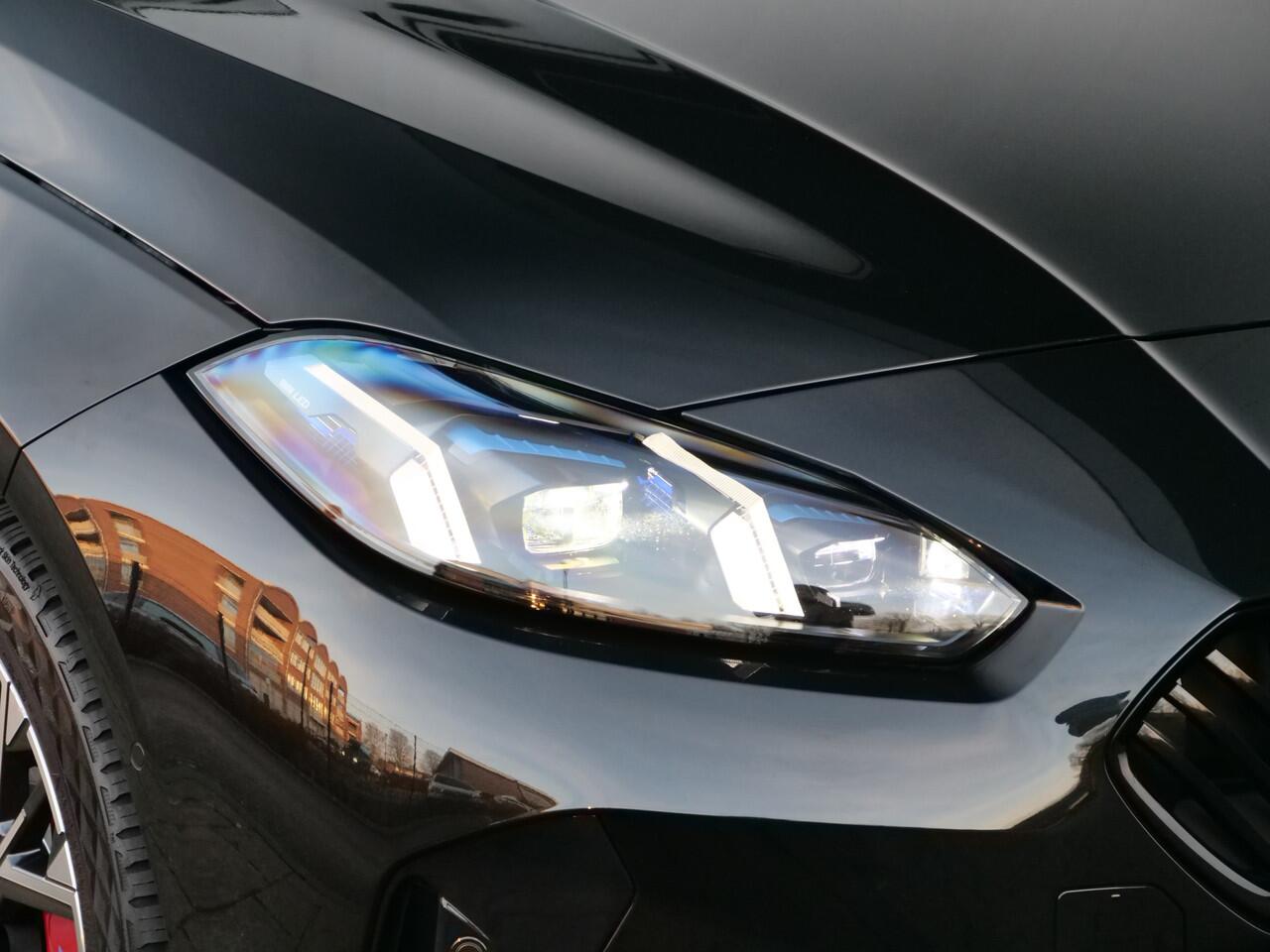 BMW 1-SERIE 116 automaat 123pk M Sportpakket Pro Stoelverwarming / Camera / Keyless entry