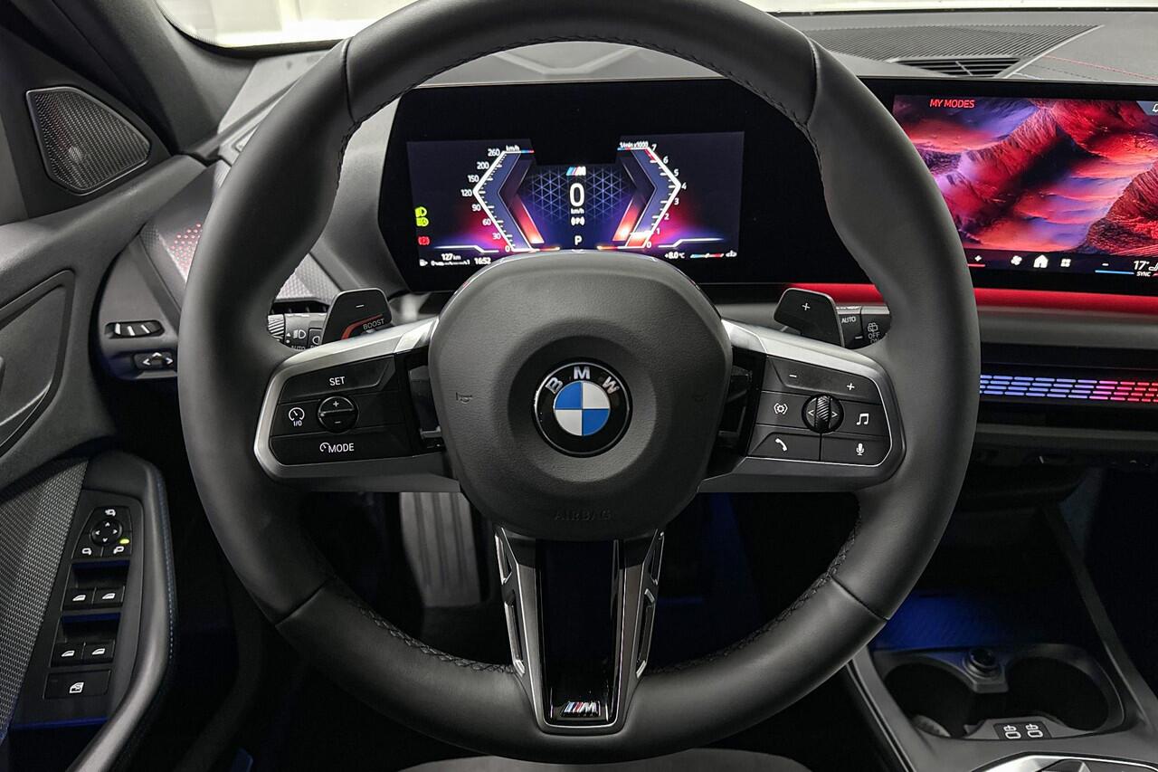 BMW 1-SERIE 123 xDrive | M-Sport Pro | Innovation Pack | Head-up Display | Harman/Kardon | Comfort Access | Selections