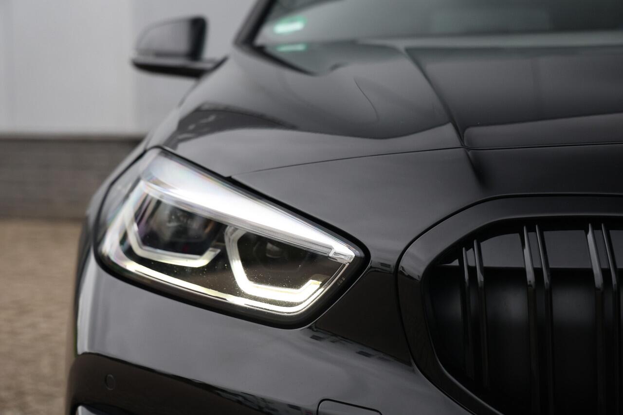 BMW 1-SERIE 118i Executive Sportline NAP|Pano|Trekh|Cam|Leder|Sportst