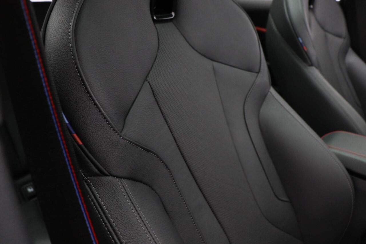 BMW 1-SERIE 128ti High Executive | COMFORT / PARKING- PACK | PANORAMADAK | STUURVERWARMING