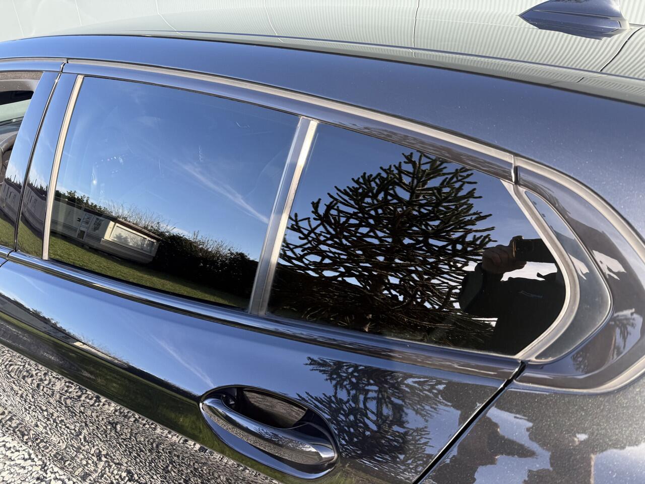 BMW 1-SERIE 118i 140pk Automaat High Executive Sportline 5-drs