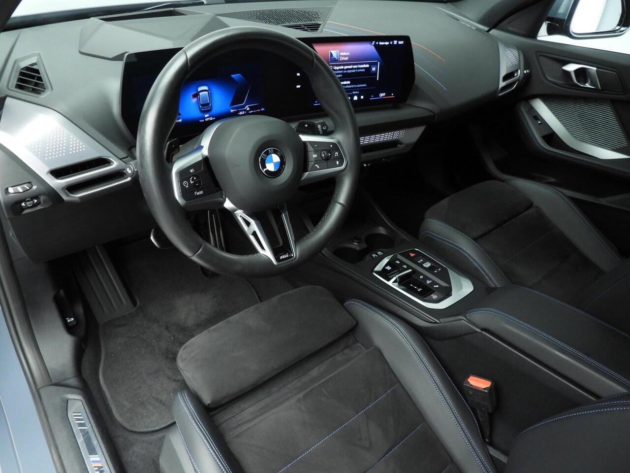 BMW 1-SERIE 5-deurs 120 | M-Sportpakket | LED | HUD | Sportstoelen | Elektr. zetels | Keyles go | DAB | Alu 18 inch