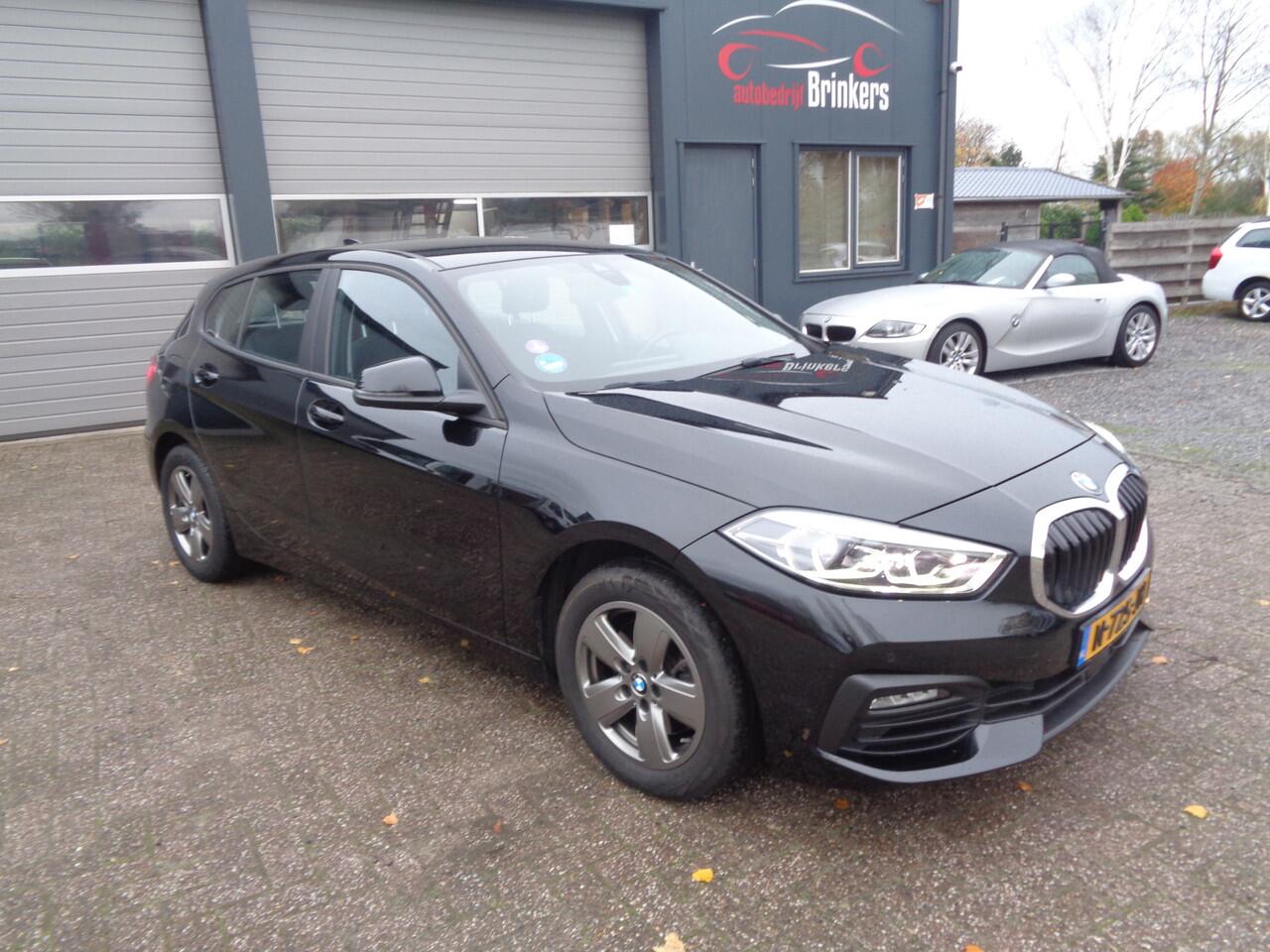 BMW 1-SERIE 116i Business Edition Automaat, ECC, Digidash, LMV, Led, Navigatie, Carplay/android auto