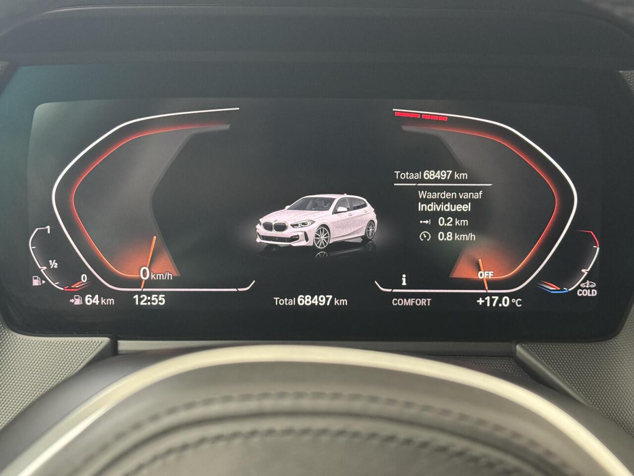 BMW 1-SERIE 118i High Executive M Sport | Stoelverwarming | Navi | PDC | Clima |