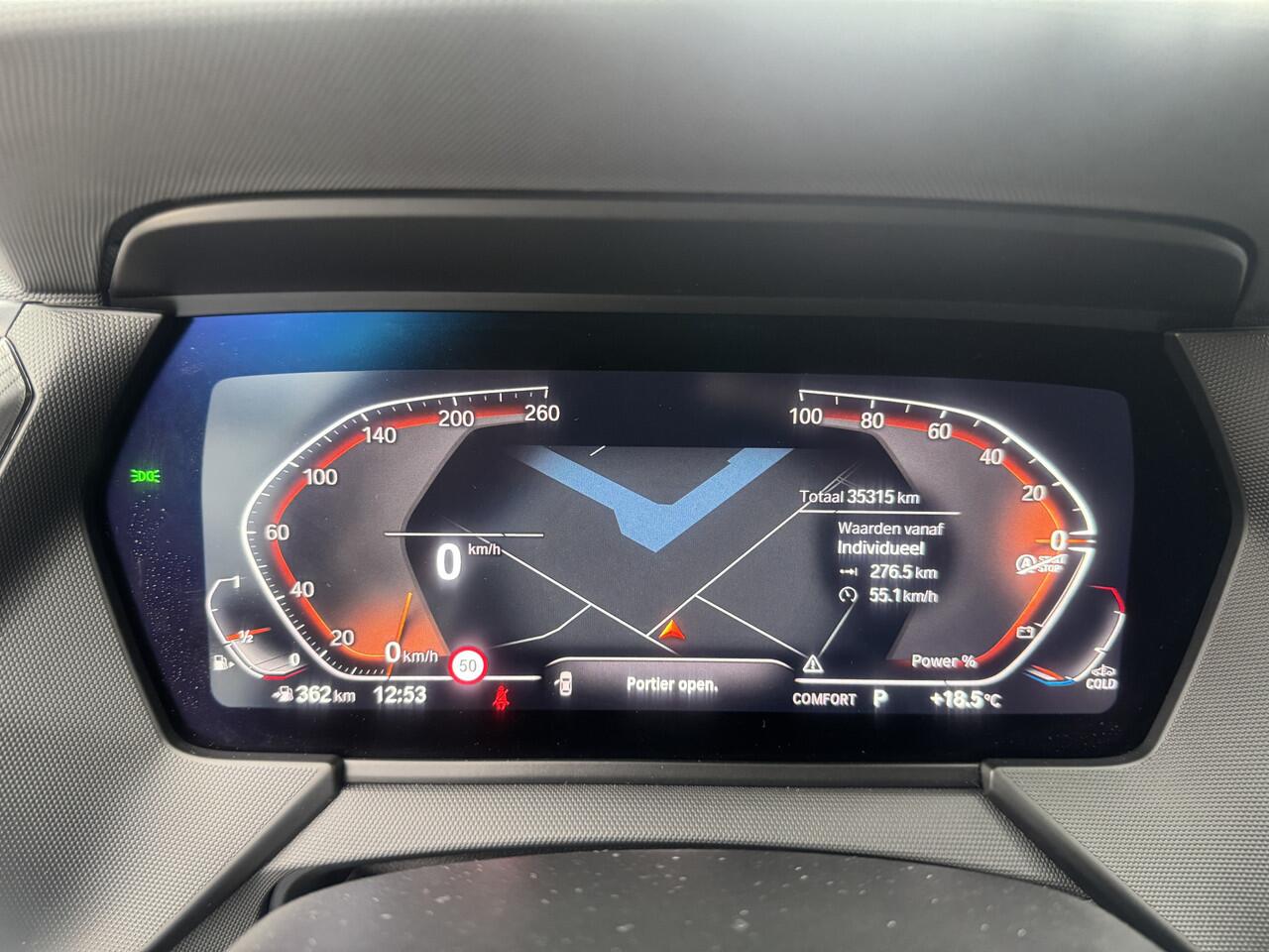 BMW 1-SERIE 118i High Exe, M-Pakket DAB-tuner, Apple/Android, Lichtpakket . Een proefrit levert het bewijs. Neem contact op en we maken een afspraak!