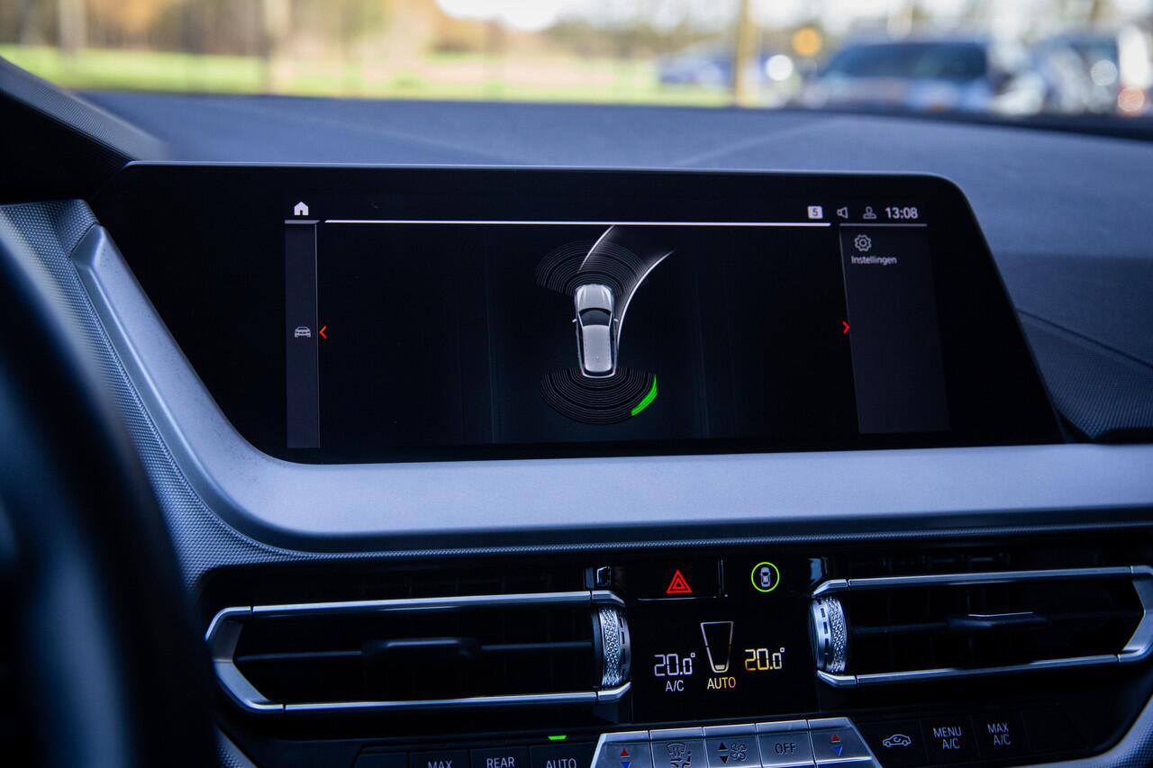 BMW 1-SERIE 118i Executive Edition , Cruise control, Isofix, Apple Carplay/Android,