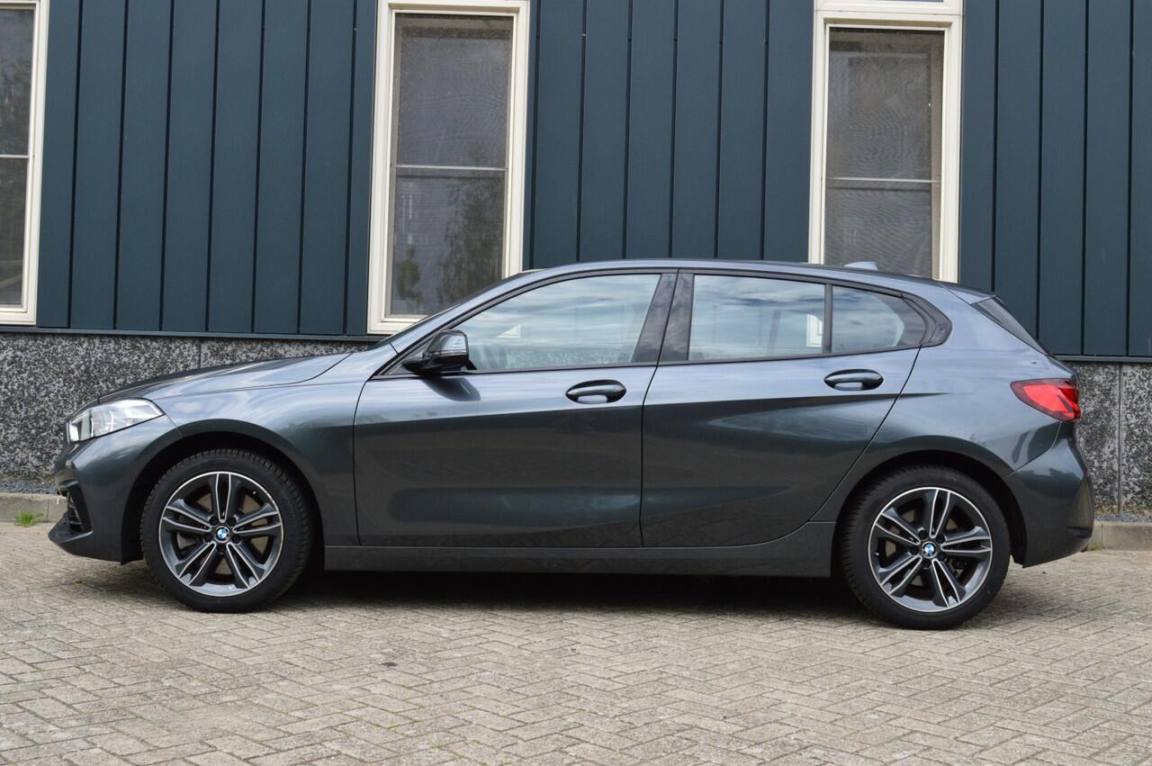 BMW 1-SERIE 120i High Executive Rijklaarprijs-Garantie Navigatie Led Sport interieur Airco