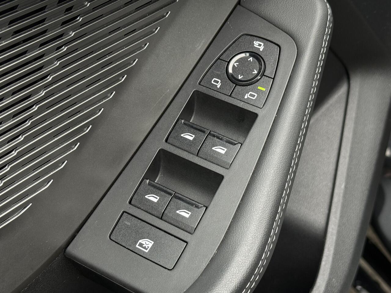 BMW 1-SERIE 120 | M-Sport | 19'' | Elek. Stoelverst. | Head-Up | Comfort Access