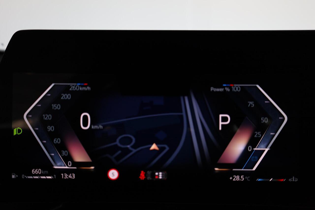 BMW 1-SERIE 5-deurs 120 | M Sportpakket | Innovation Pack