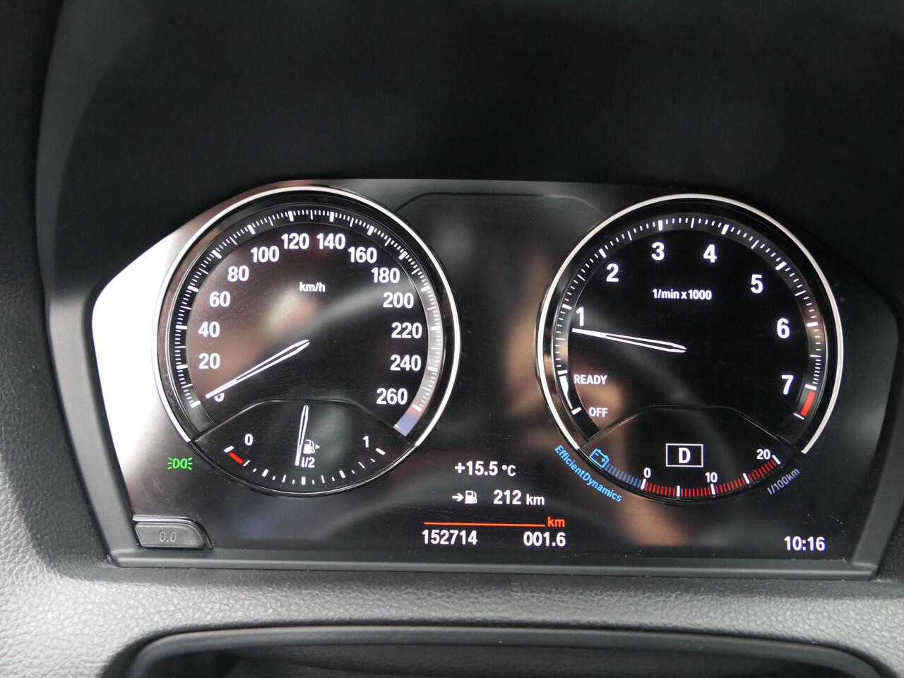 BMW 1-SERIE 120i AUT Executive M-sport Navi / Afneembare trekhaak / Leer / Led