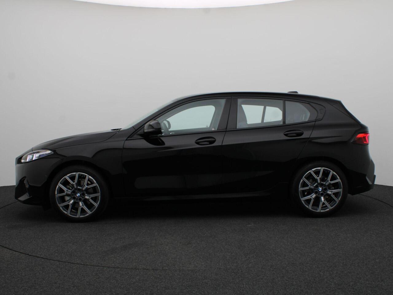 BMW 1-SERIE 120 DAB | HIFI | Driving Assistant | Harman Kardon | 18"