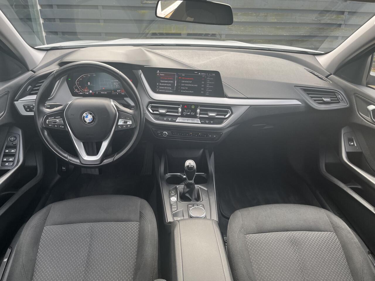 BMW 1-SERIE 116i Business Edition / Clima / Virtual / Led / Pdc 50%deal 8975 ACTIE