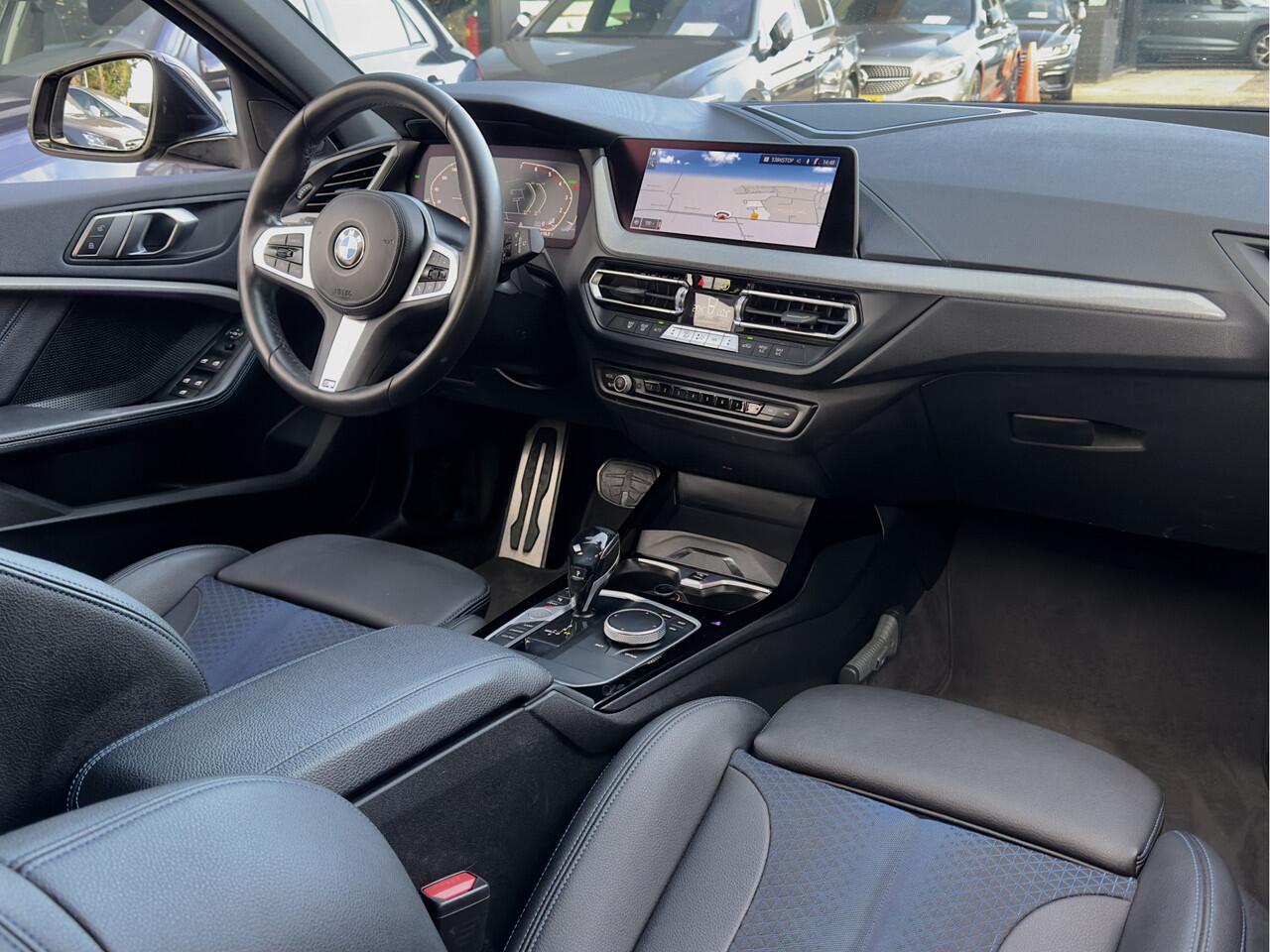 BMW 1-SERIE 118i AUT7 M-SPORT EXECUTIVE EDITION LEDER NAVI CAMERA DIGI-DASH APPLE-CARPLAY LED LMV PDC