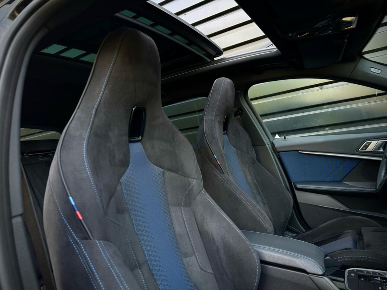 BMW 1-SERIE 118i M-PERF. M135 PANO|SCHAALSTOEL|HUD|CAMERA