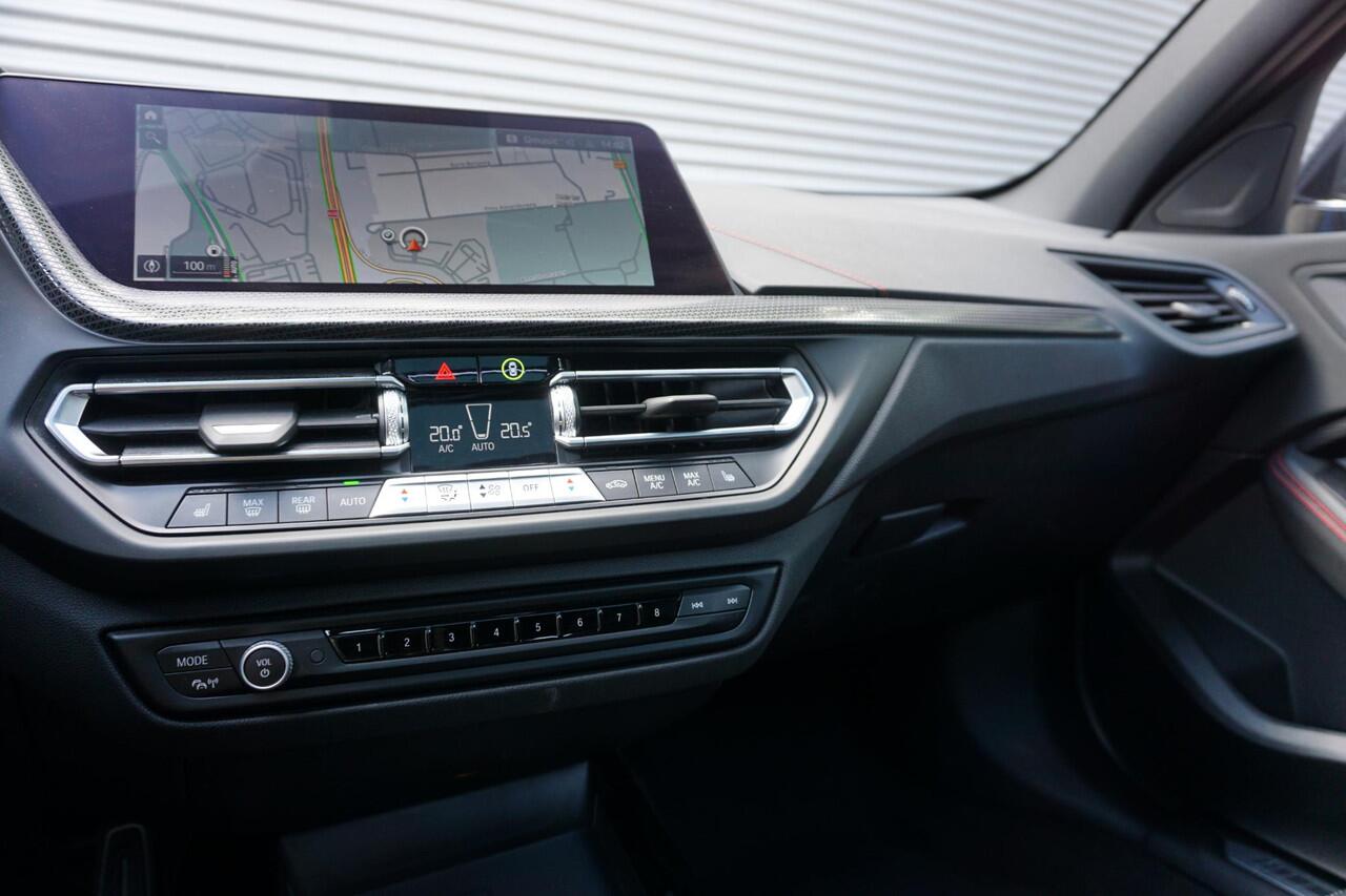 BMW 1-SERIE 5-deurs 128ti M Aerodynamicapakket | Comfort Pack | Travel Pack | Glazen panoramadak | BMW Head-Up Display | HiFi System