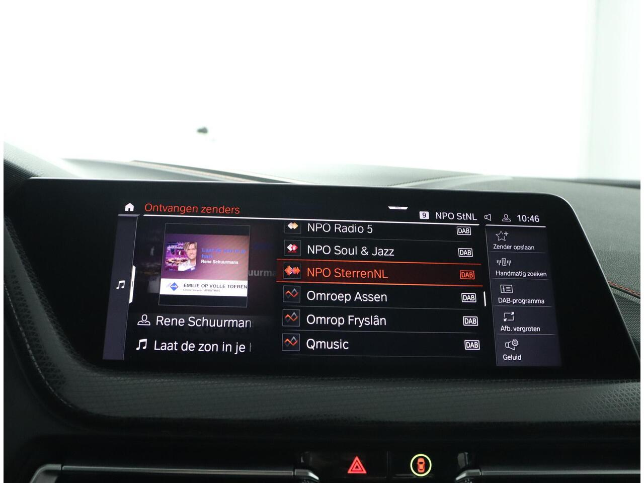 BMW 1-SERIE 118i Executive Edition Sport Line | Audio Media Pack | Parkeersensoren | Climate Control | LED | HiFi