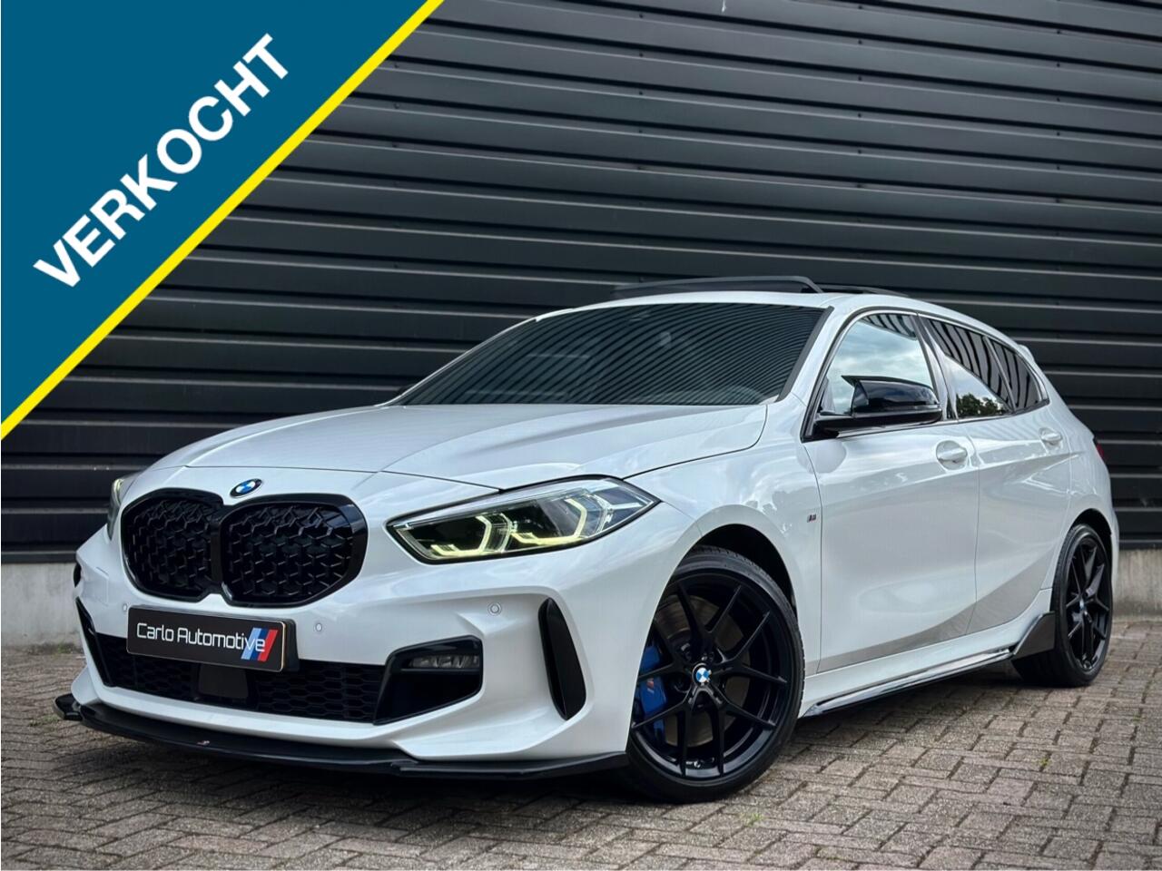 BMW 1-SERIE 118i M135 M-PERFORMANCE PANO|SCHAALSTOEL|HiFi|LEDER