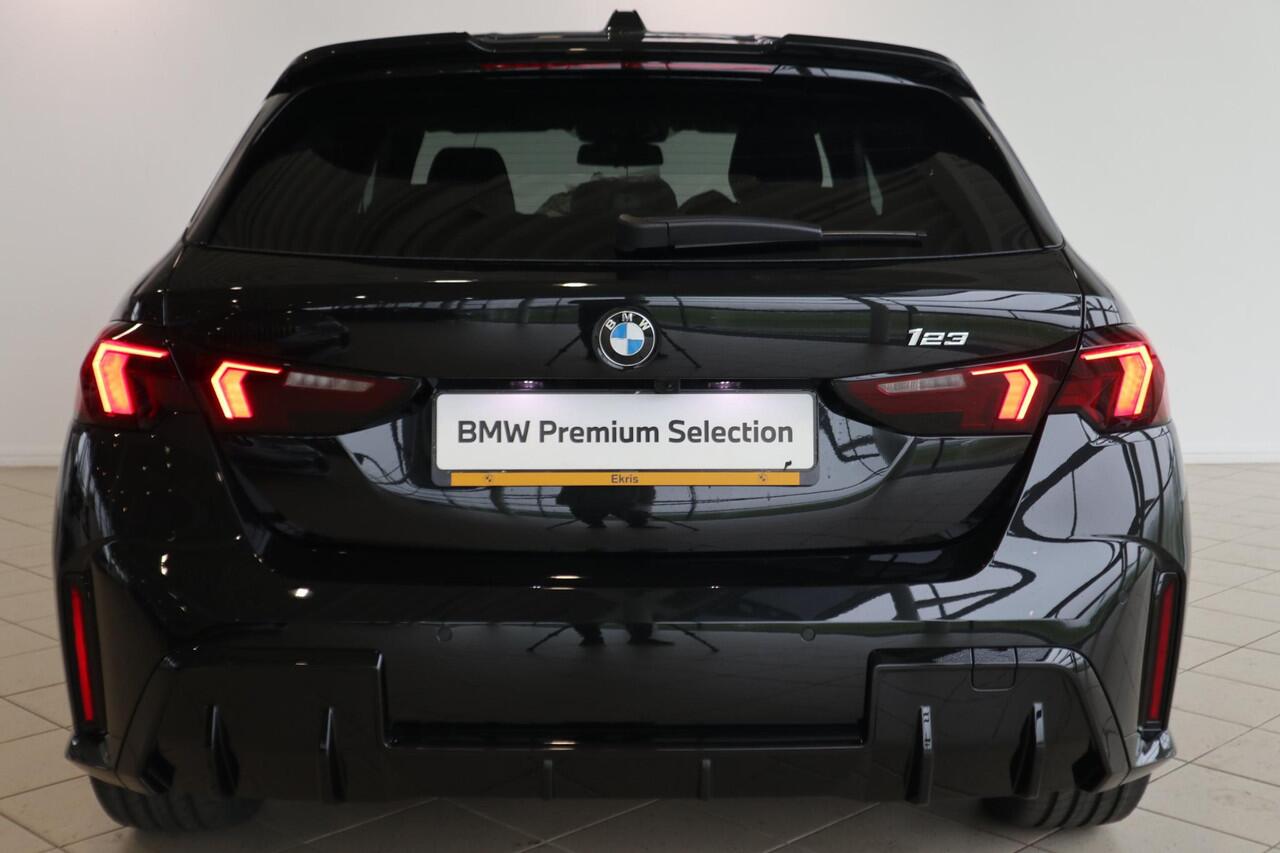 BMW 1-SERIE 123 xDrive | M Sportpakket Pro | Premium Pack | Ekris Selection