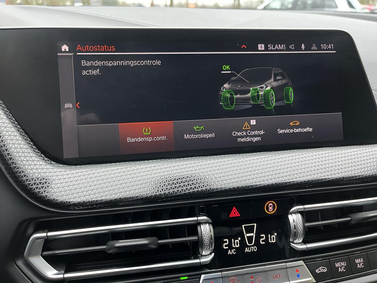 BMW 1-SERIE 118i Business Edition | DEALER OH | CARPLAY | CLIMA | CRUISE | NAVI | PDC V&A | VIRTUAL COCKPIT