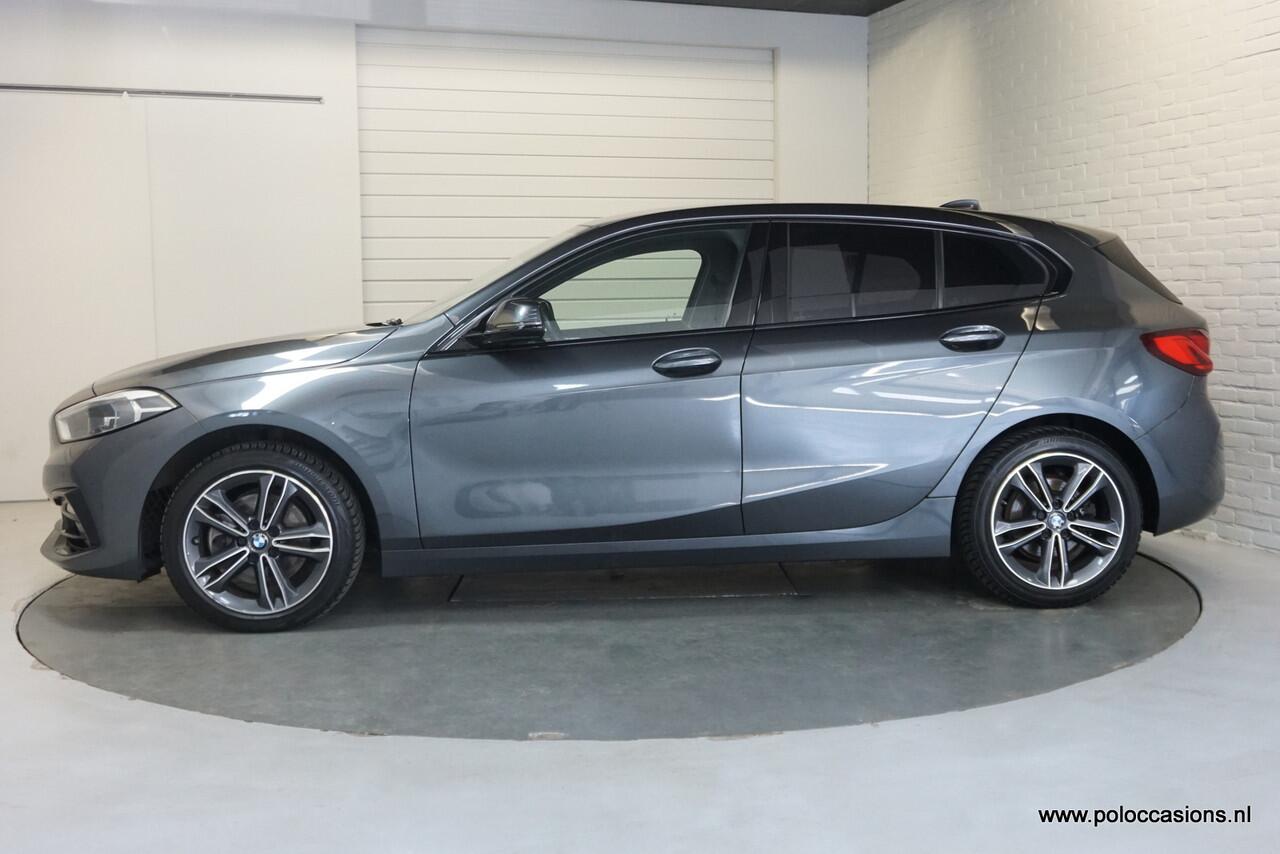 BMW 1-SERIE 118i Sport-line | Sportinter | DAB+ | Automaat | Carplay