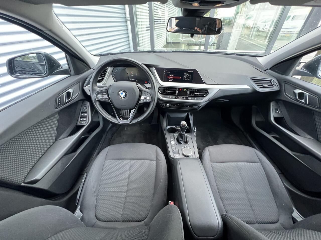 BMW 1-SERIE 118i lage km