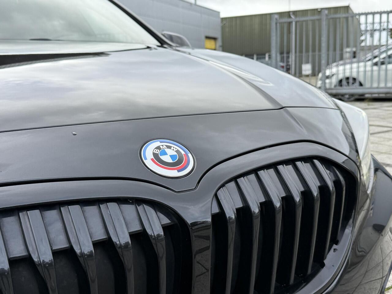 BMW 1-SERIE 118i Aut. M-Sport | Panorama | Sportseats | Virtual Live Cockpit | LED |