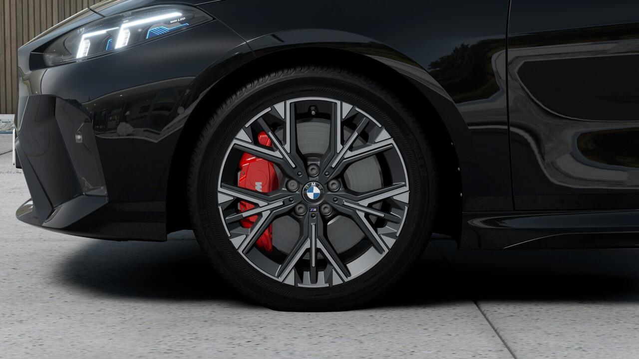 BMW 1-SERIE 120 High Executive M Sport Automaat / Sportstoelen / Head-Up / Parking Assistant Plus / M Adaptief onderstel / Comfort Access / Stoelverwarming