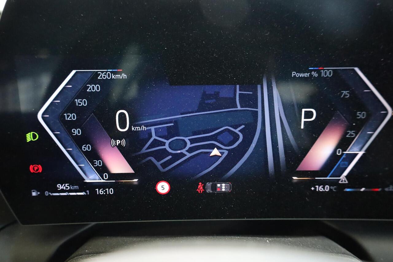 BMW 1-SERIE 120 | M Sportpakket Pro | Premium Pack | Panorama Dak | Trekhaak