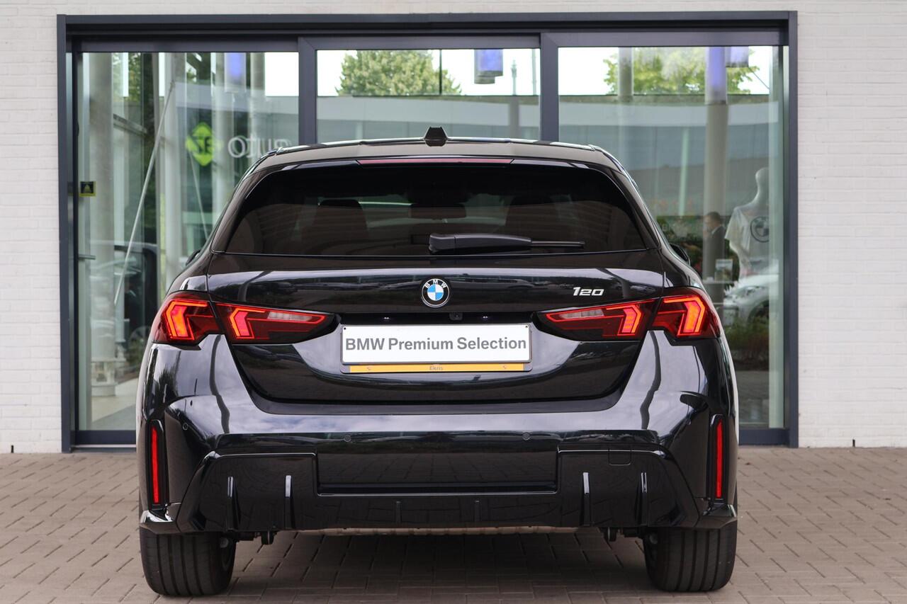 BMW 1-SERIE 5-deurs 120 | M Sport Design Edition | Premium Pack | Ekris Selection