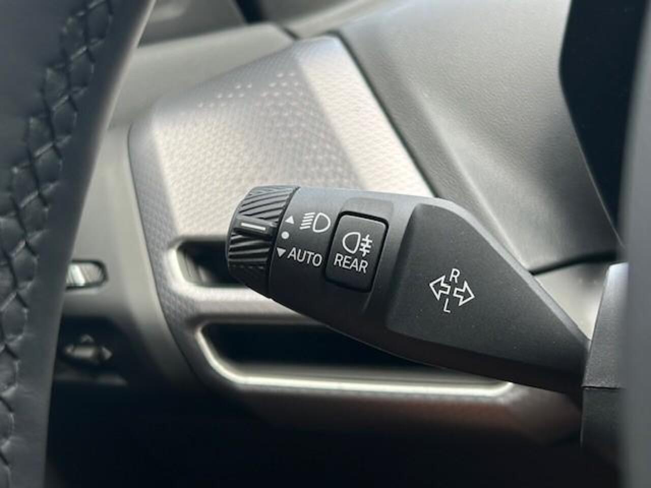 BMW 1-SERIE 120 M-Sport Design Edition l Sfeer Verlichting l Automaat l Apple Carplay