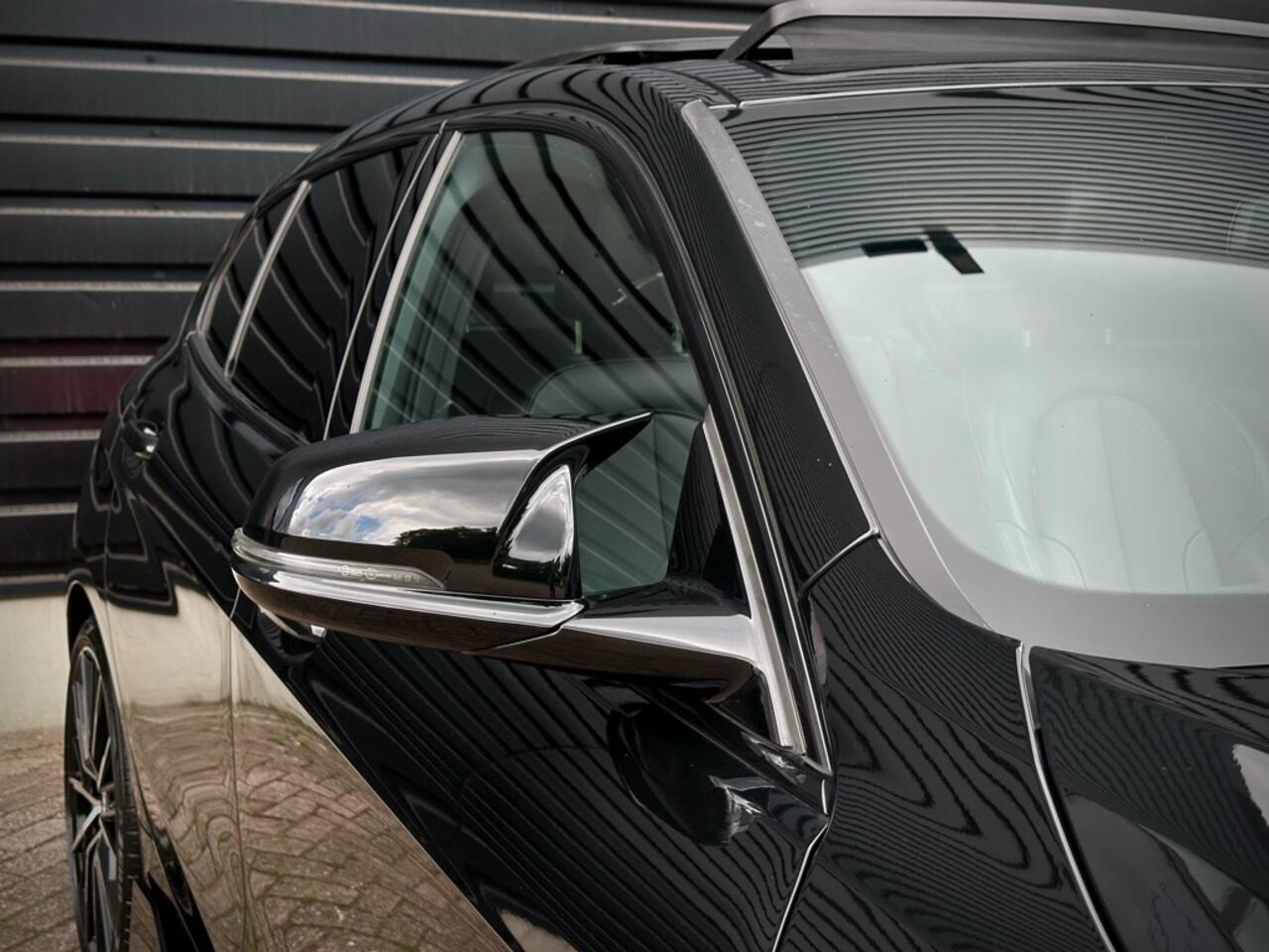 BMW 1-SERIE 118i M135 M-PERFORMANCE PANO|H/K|CAMERA|LEDER