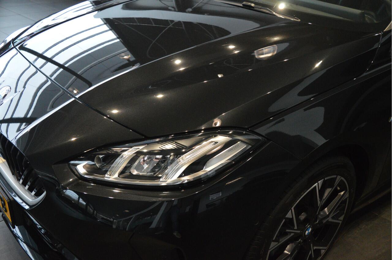 BMW 1-SERIE 120 M Sport navi camera led pdc cruise 18 inch !!