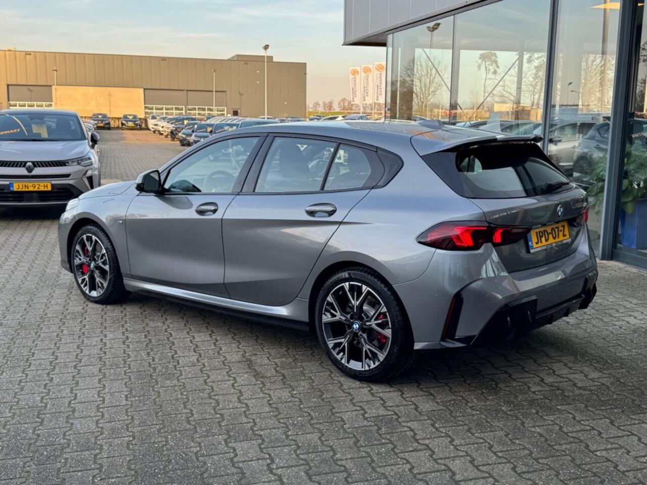 BMW 1-SERIE 116 M Sport - Comfort Access - Adaptive LED - Camera