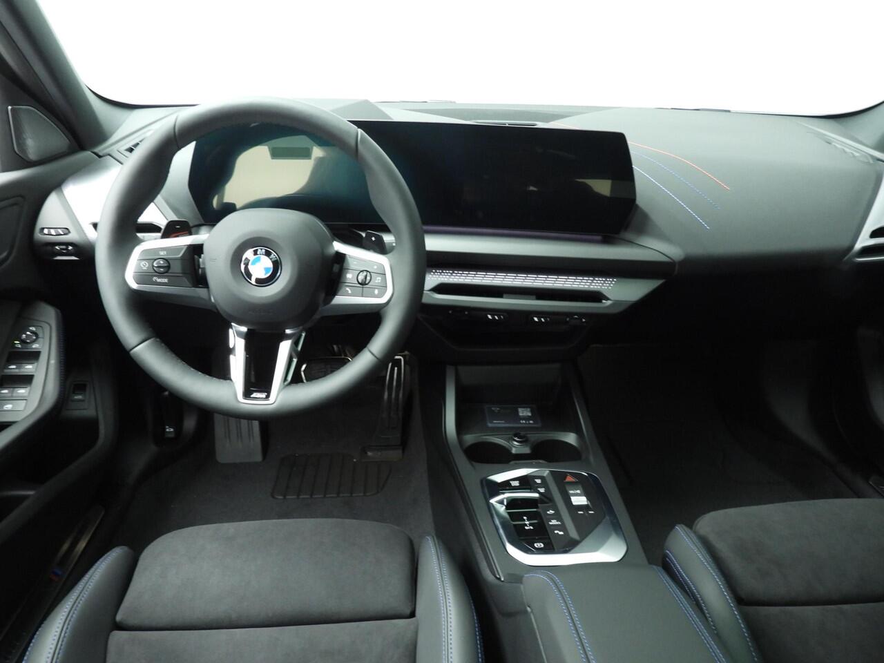 BMW 1-SERIE 120 | M Sportpakket Pro | Equipment Pack Pro