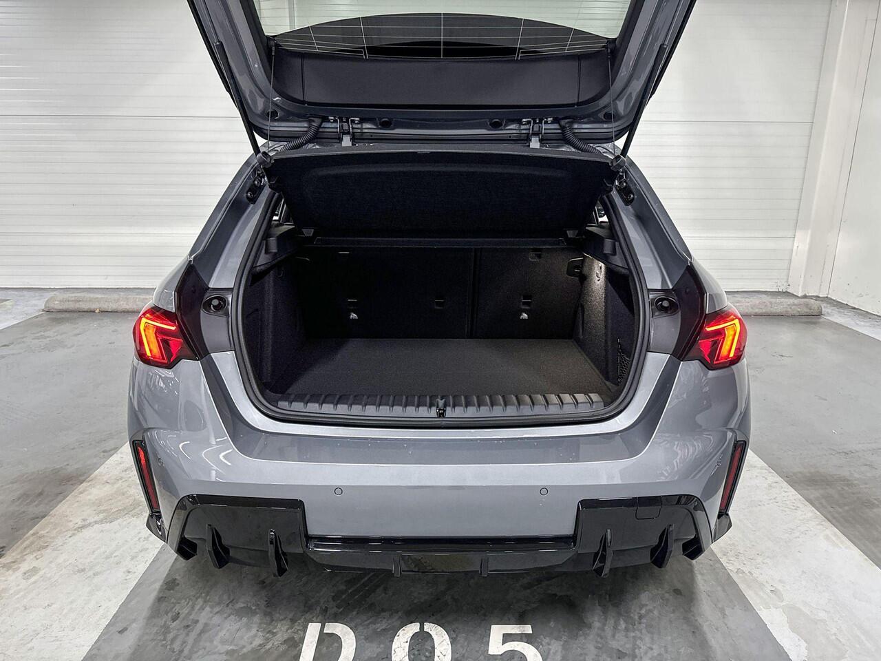 BMW 1-SERIE 120 | M-Sport | Innovation Pack | Head-up Display | Harman/Kardon | Comfort Access