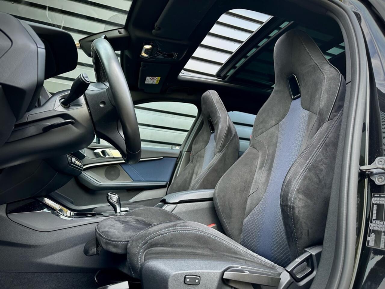 BMW 1-SERIE 118i M-PERF. M135 PANO|SCHAALSTOEL|HUD|CAMERA