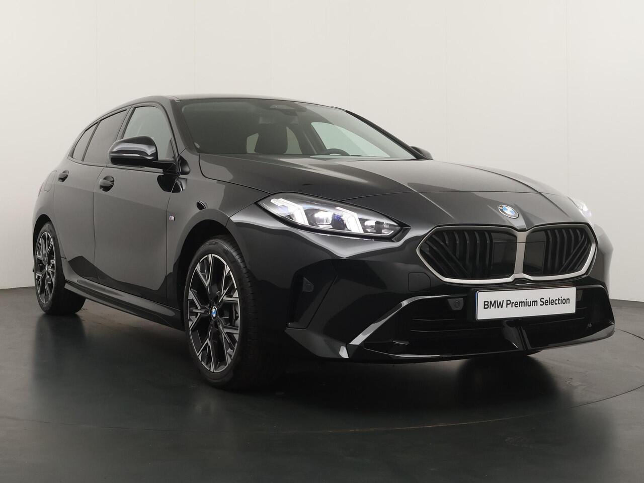 BMW 1-SERIE 120 M Sport Design Edition | Premium Pack | Trekhaak |