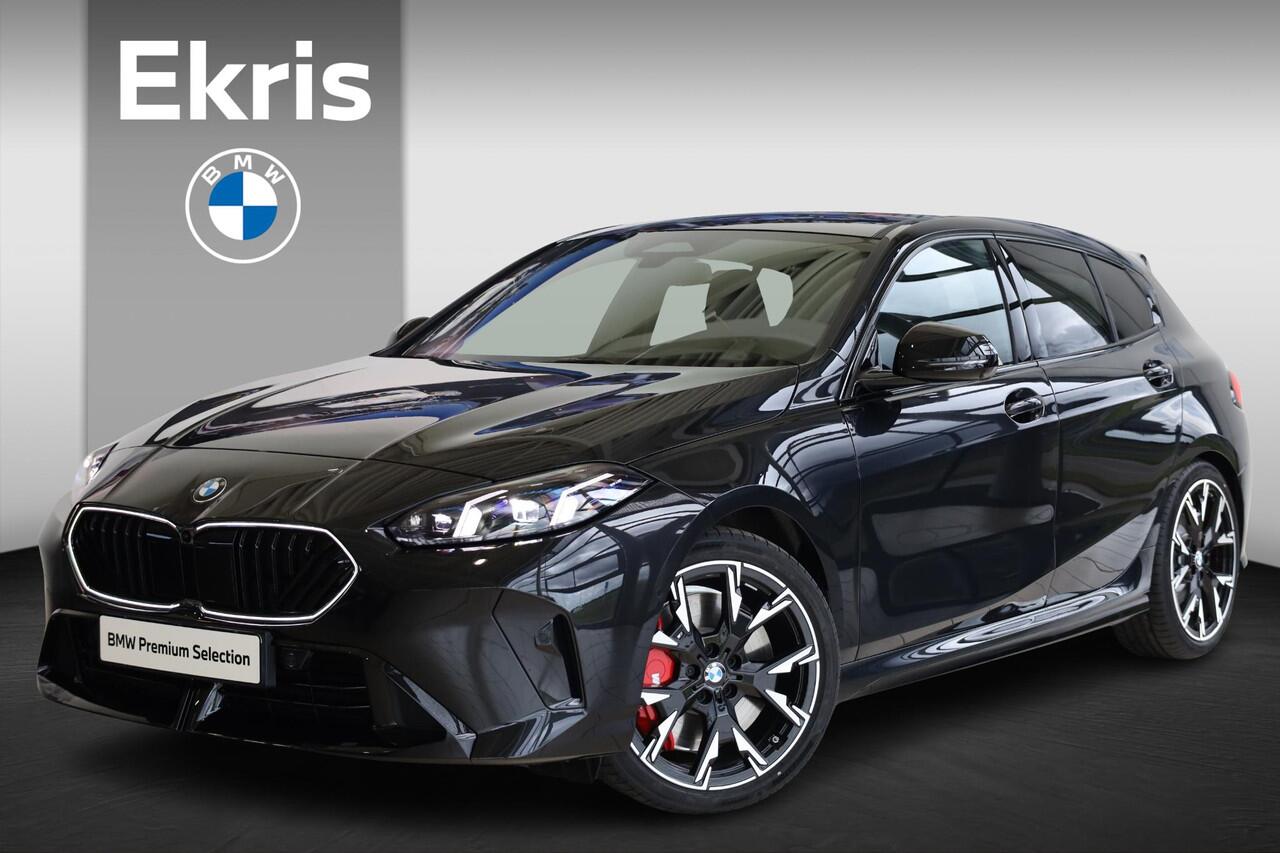 BMW 1-SERIE 120 M Sportpakket Pro | Head Up Display | Harman Kardon Audio | Iconic Glow nierengrille