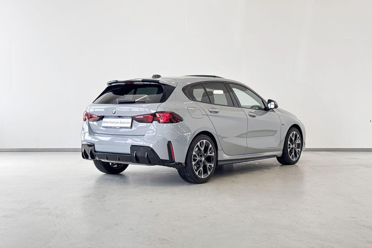 BMW 1-SERIE 120 Premium Pack M Sportpakket Pro - Beschikbaar vanaf: November 2025 | Selections