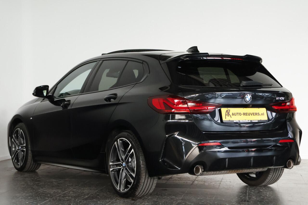 BMW 1-SERIE 120i M-Sport / Opendak / Kuipstoel / LED / Cam / CarPlay