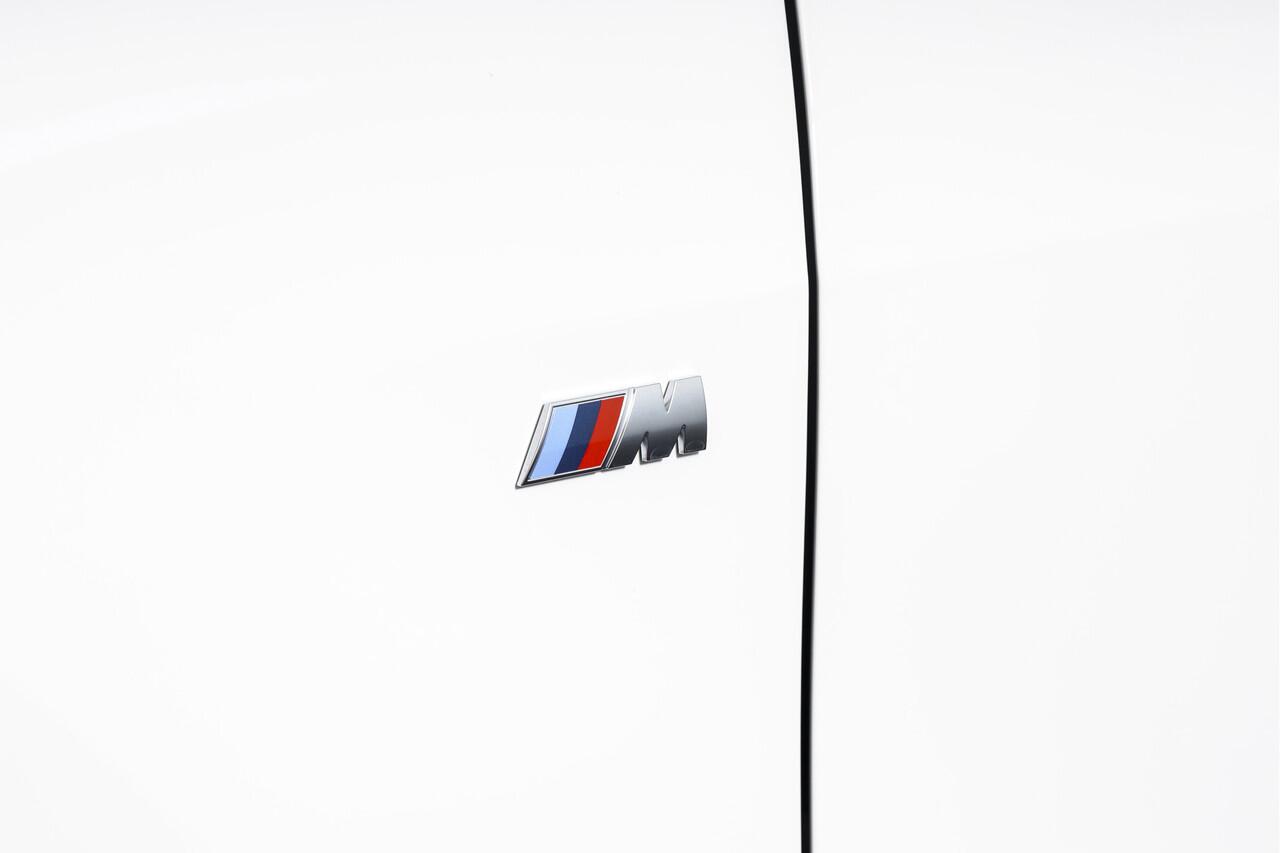 BMW 1-SERIE 120 M Sport | Dig. Cockpit | Adapt. Cruise | Harman/Kardon | Stoelverw. | PDC | Camera | NAV + App. Connect | ECC | DAB | LM 18" | 9351