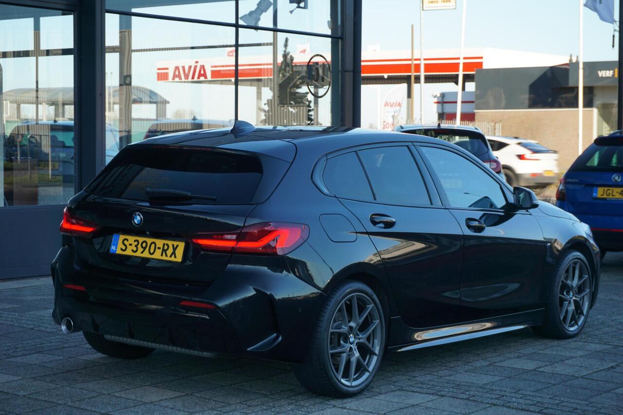 BMW 1-SERIE 118i High Executive | M Sport | Carplay | HIFI