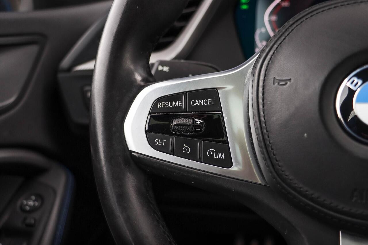 BMW 1-SERIE 118i Executive Edition M Sport | Panoramadak